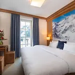 Hotel Eden Rock 3*