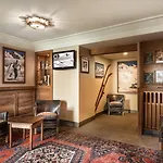Eden Rock Hotel 3*