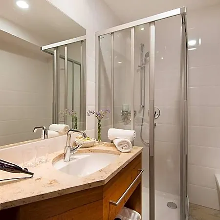 Hotel Eden Rock 3*